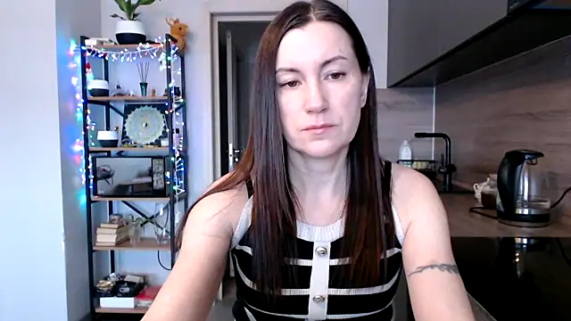 jainesummer online show from February 17, 7:15 am