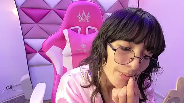 Danny Face online show from February 7, 2:21 pm