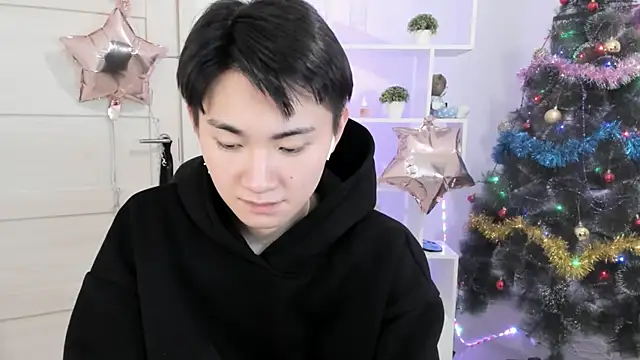 Snapshot of Miram_Yu chatting on December 18, 3:26 am Miram Yu online show from December 18, 3:26 am