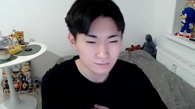 Snapshot of Miram_Yu chatting on November 16, 2:50 am Miram Yu online show from November 16, 2:50 am