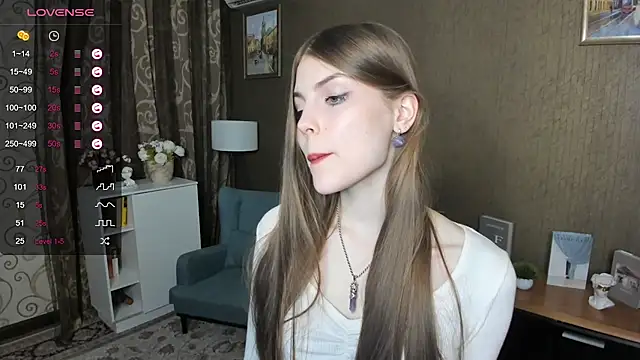 Snapshot of DarleneHatt chatting on January 22, 2:37 am DarleneHatt online show from January 22, 2:37 am