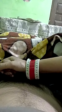 QUEEN-X-CPL online show from December 15, 4:59 pm