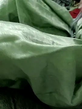 QUEEN-X-CPL online show from December 20, 4:46 pm