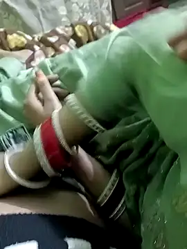 QUEEN-X-CPL online show from December 21, 5:07 pm