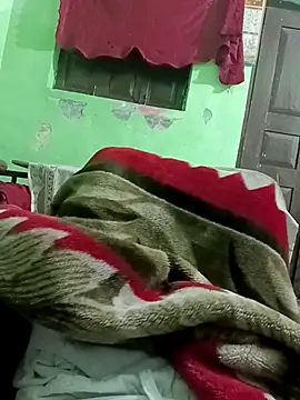 QUEEN-X-CPL online show from February 22, 5:57 pm