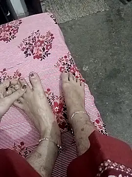 QUEEN-X-CPL online show from September 12, 5:57 pm