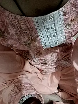 QUEEN-X-CPL online show from September 20, 5:47 pm