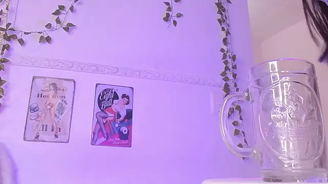 Luna-Chann online show from September 27, 8:47 pm