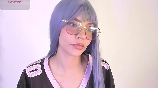 Snapshot of Luna-Chann chatting on June 21, 8:55 pm Luna-Chann online show from June 21, 8:55 pm