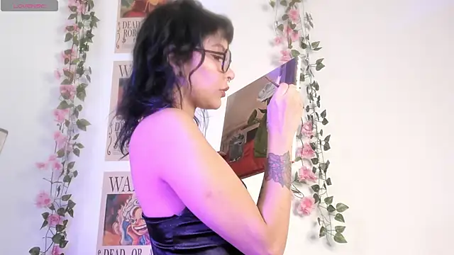 Snapshot of Luna-Chann chatting on July 10, 8:11 pm Luna-Chann online show from July 10, 8:11 pm