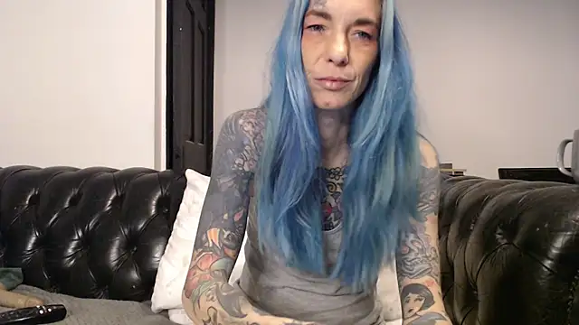 RavenryderUK online show from December 21, 9:04 pm