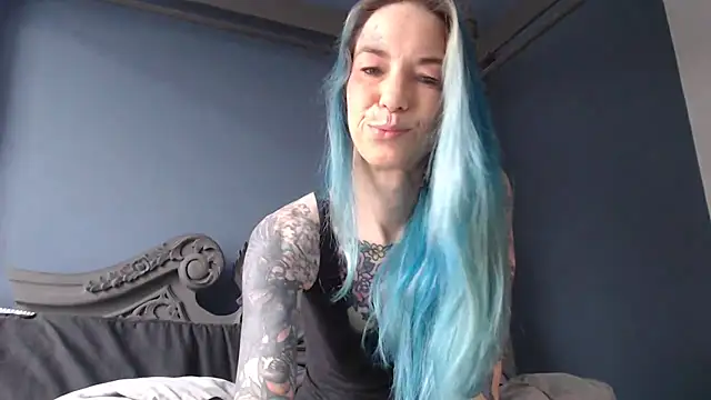 RavenryderUK online show from February 4, 10:43 am