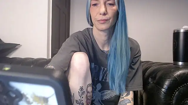 RavenryderUK online show from February 8, 9:36 pm