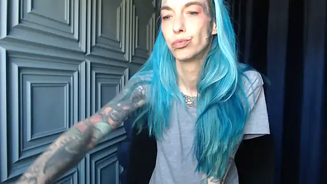 RavenryderUK online show from April 30, 8:53 am