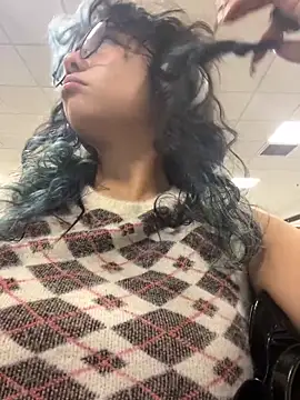 Sweet Chaos online show from January 14, 7:00 pm