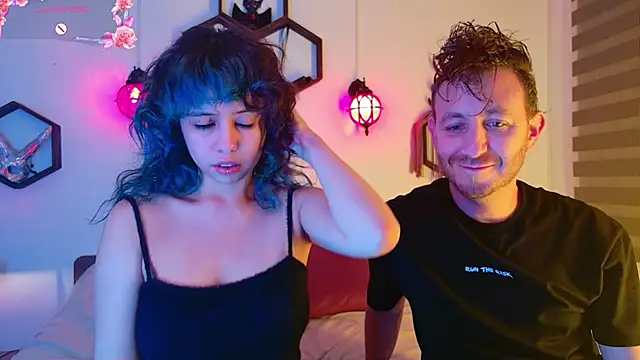 Sweet Chaos online show from November 9, 3:05 am