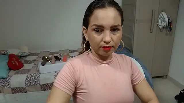 Snapshot of Agatha_browser chatting on June 14, 12:07 pm Agatha browser online show from June 14, 12:07 pm