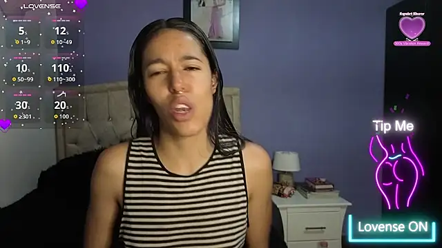 Snapshot of stephania_t chatting on June 24, 1:43 pm stephania t online show from June 24, 1:43 pm