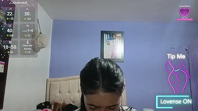 Snapshot of stephania_t chatting on July 30, 1:43 pm stephania t online show from July 30, 1:43 pm