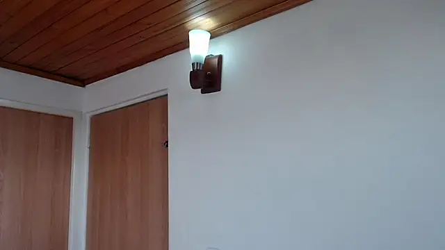 julz 03 online show from November 30, 12:42 pm