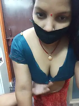 Snapshot of Manjudear chatting on June 3, 4:01 pm Manjudear online show from June 3, 4:01 pm