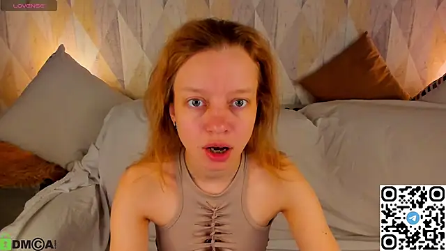 Snapshot of Michelle_Blond chatting on June 4, 1:11 am Michelle Blond online show from June 4, 1:11 am