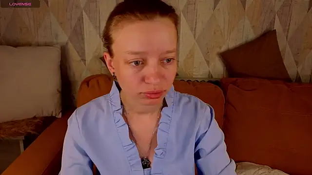 Snapshot of Michelle_Blond chatting on June 9, 1:06 am Michelle Blond online show from June 9, 1:06 am