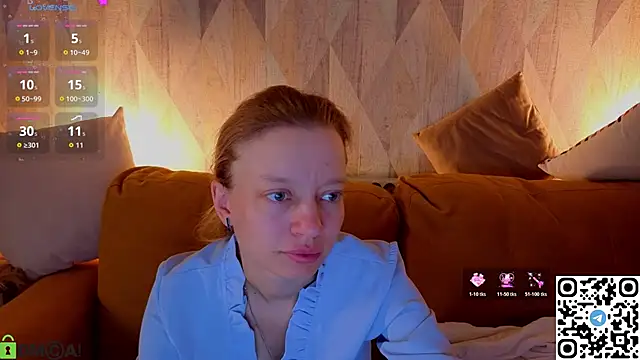 Snapshot of Michelle_Blond chatting on June 22, 1:07 am Michelle Blond online show from June 22, 1:07 am
