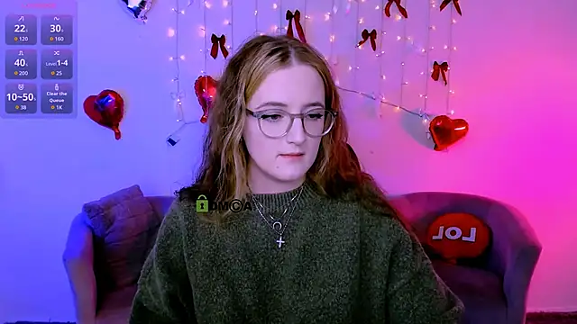 luna berryy online show from March 17, 8:12 pm