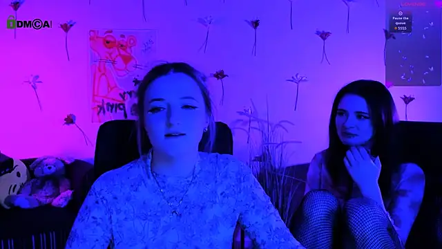 luna berryy online show from May 2, 1:54 am
