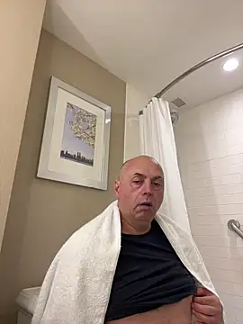 Snapshot of pantomax chatting on January 9, 3:47 am pantomax online show from January 9, 3:47 am