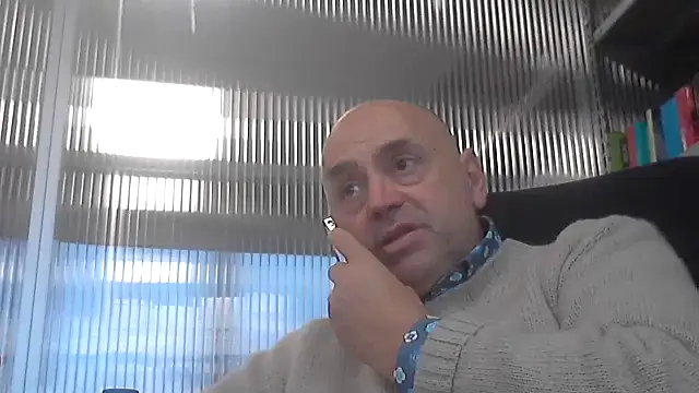 Snapshot of pantomax chatting on November 2, 9:44 am pantomax online show from November 2, 9:44 am