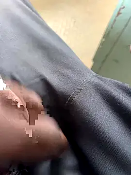 Snapshot of tamil000000 chatting on November 8, 3:29 am tamil000000 online show from November 8, 3:29 am