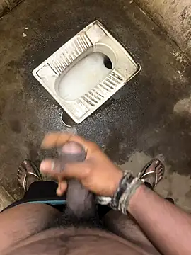 Snapshot of tamil000000 chatting on December 23, 1:47 am tamil000000 online show from December 23, 1:47 am