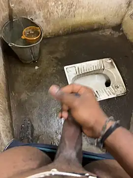 Snapshot of tamil000000 chatting on February 21, 3:57 pm tamil000000 online show from February 21, 3:57 pm