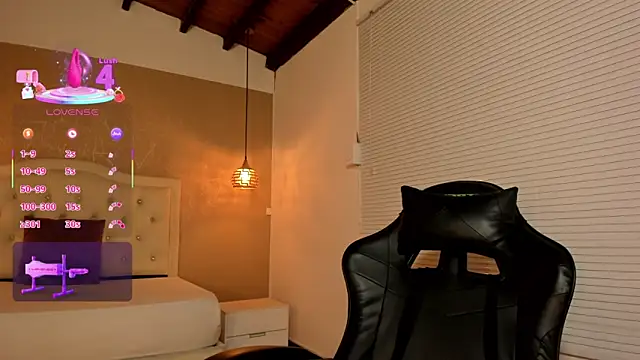 Snapshot of Eva_abc chatting on September 9, 8:19 pm Eva abc online show from September 9, 8:19 pm