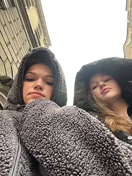 KitteCat online show from November 21, 8:02 am