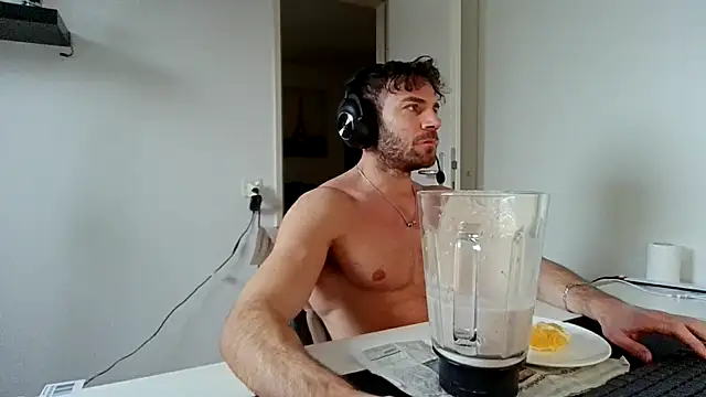 alpha-hunk online show from December 22, 11:18 am