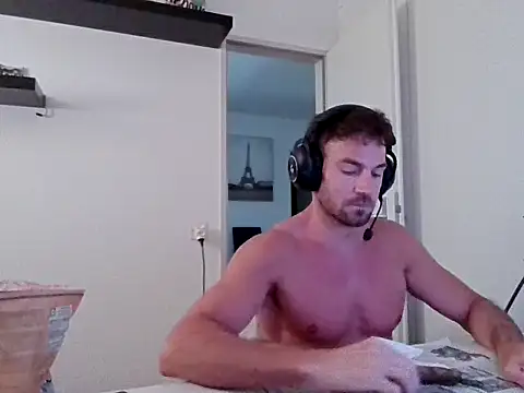alpha-hunk online show from July 7, 7:09 am