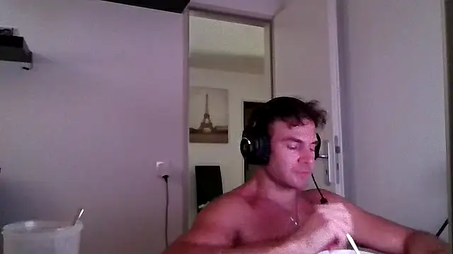 alpha-hunk online show from July 28, 9:48 am