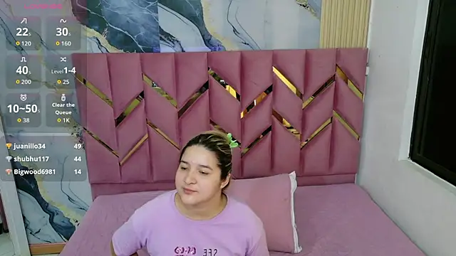 Snapshot of collegepawglovedaddy chatting on May 25, 7:53 pm collegepawglovedaddy online show from May 25, 7:53 pm