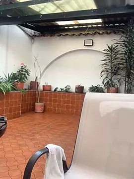 Kyna euphoria online show from January 9, 7:08 pm