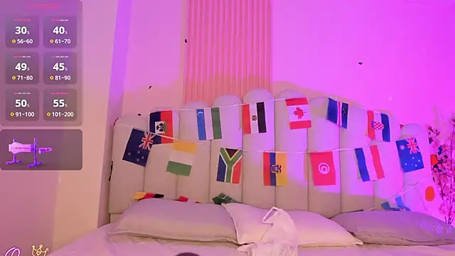 Zoe1 2 online show from June 20, 7:49 pm