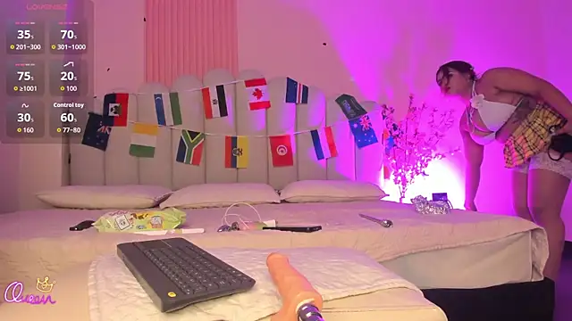 Zoe1 2 online show from July 9, 7:51 pm