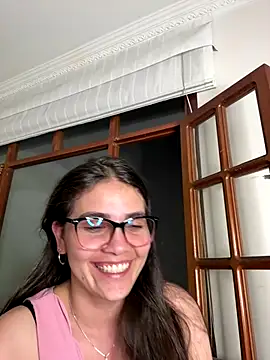 Snapshot of aurora_divine chatting on October 27, 11:09 pm aurora divine online show from October 27, 11:09 pm