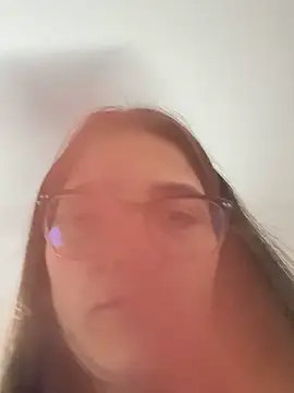 Snapshot of aurora_divine chatting on November 13, 10:52 pm aurora divine online show from November 13, 10:52 pm