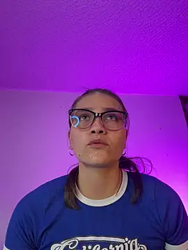 aurora divine online show from March 14, 10:04 pm