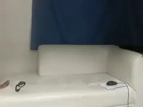 dani07- online show from February 1, 5:49 am