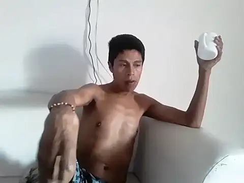 dani07- online show from February 3, 7:31 pm