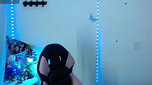 alexiaaross online show from July 26, 11:11 pm